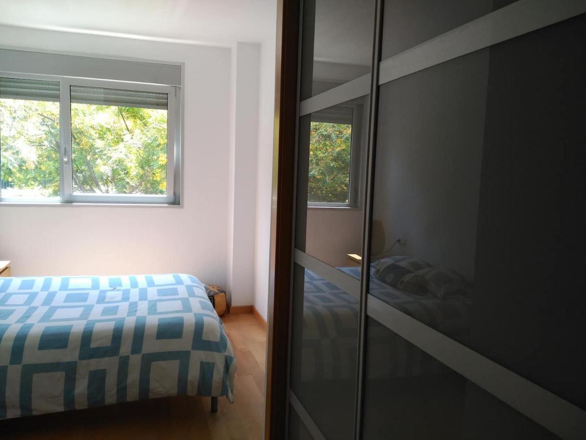 Stylish Flat, 2 Bathrooms And Swimming Pool, Next To The Beach! 산트 아드리아 데 베소스 외부 사진