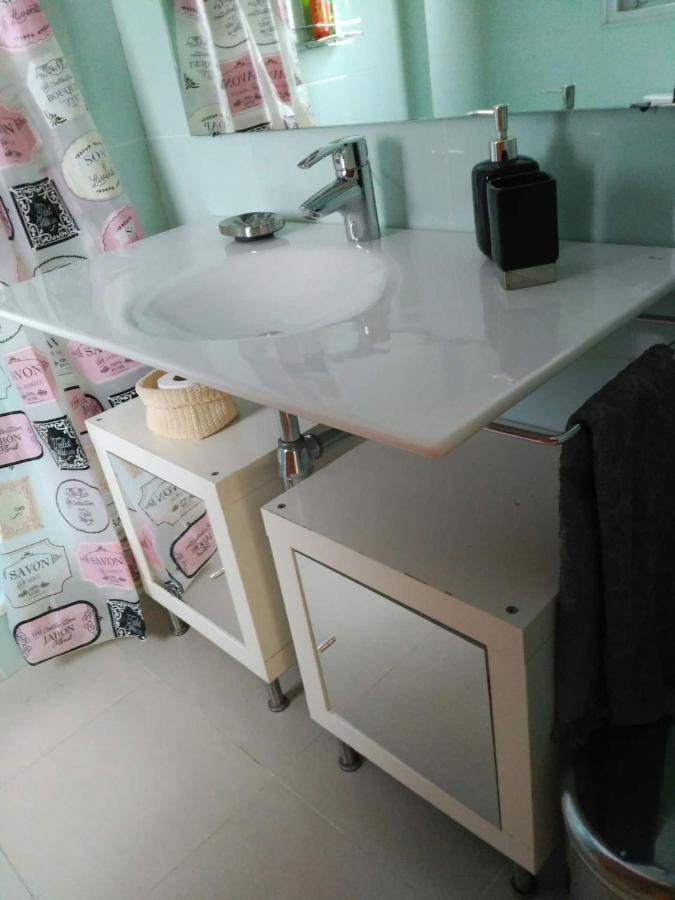 Stylish Flat, 2 Bathrooms And Swimming Pool, Next To The Beach! 산트 아드리아 데 베소스 외부 사진